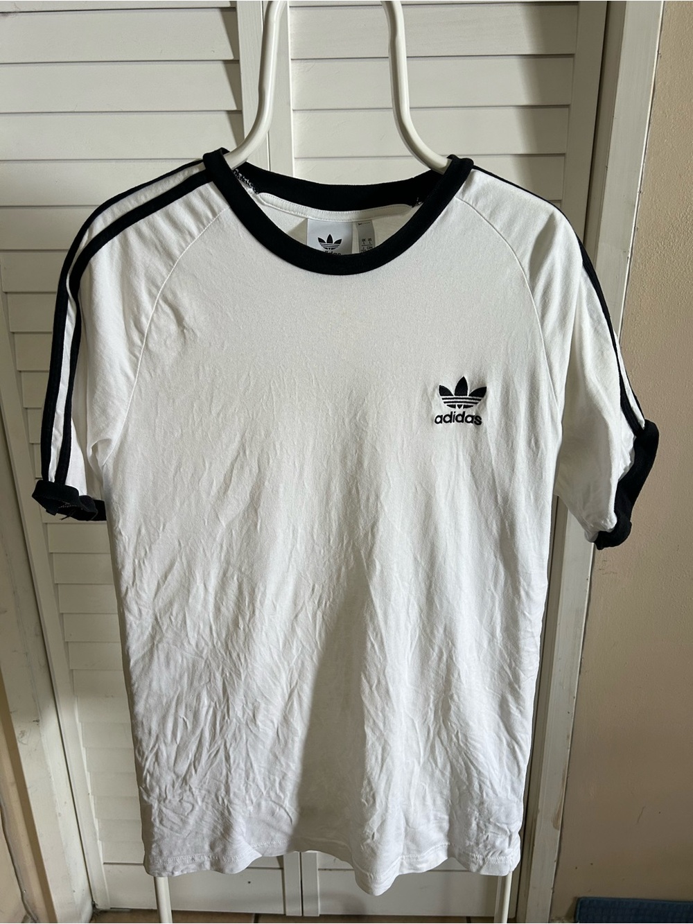 Men’s adidas Short-Sleeve Tee (READ DESCRIPTION